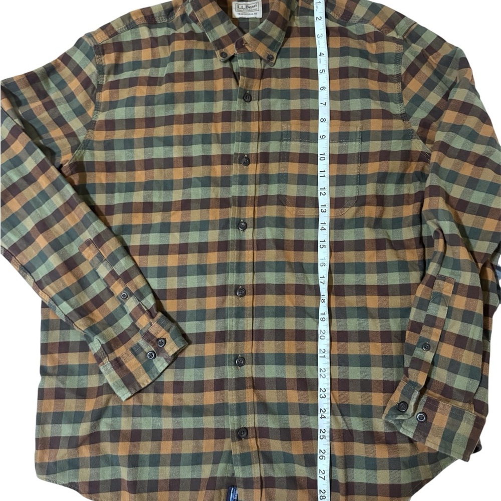 L.L. Bean Men's Green and Brown Plaid Shirt - Picture 3 of 8
